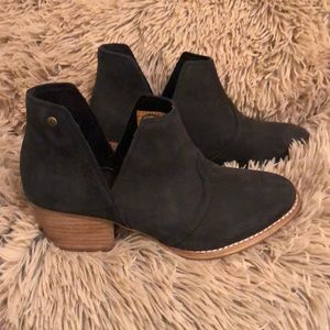 Cat Ankle Boots
